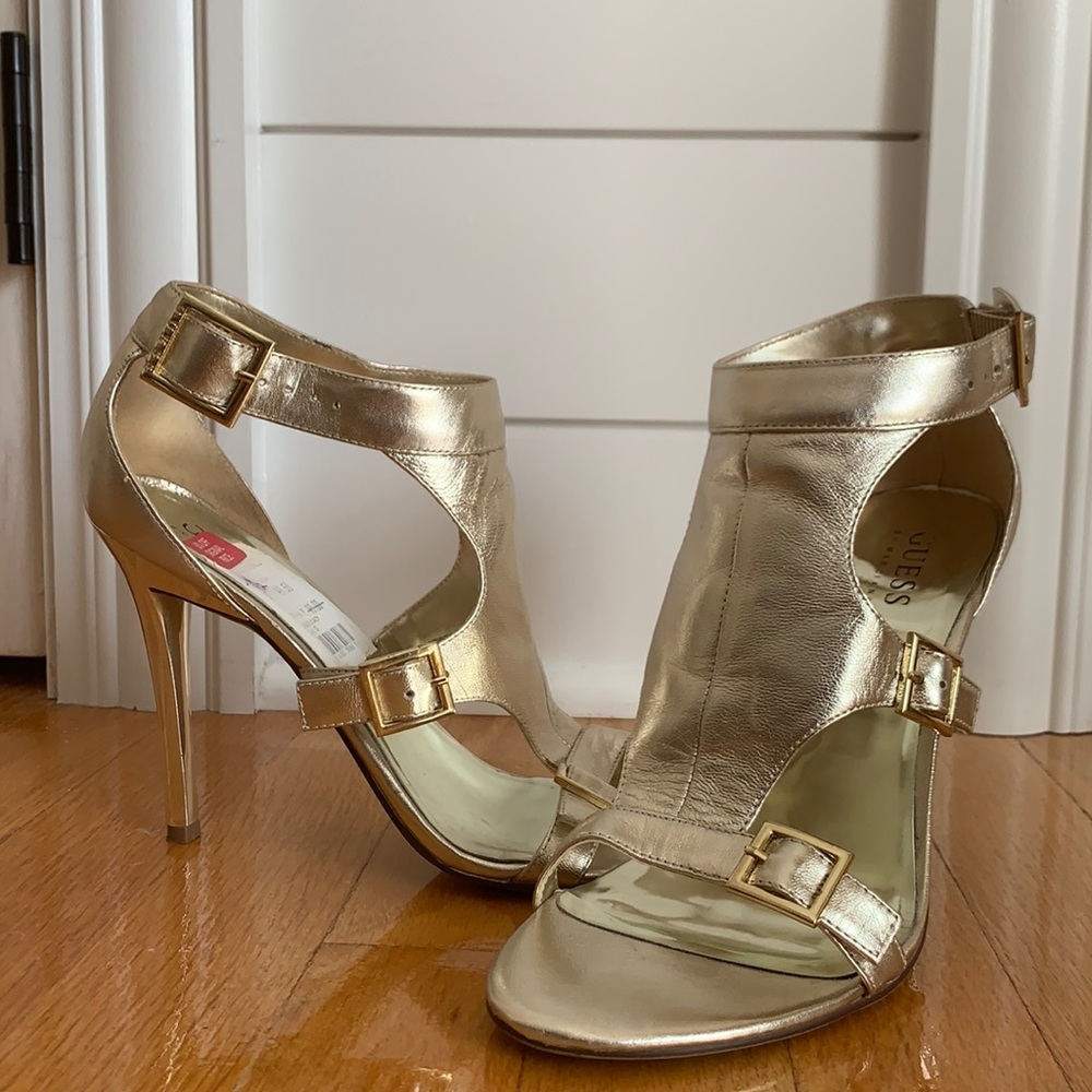 COPY - Guess gold heels size 7 1/2